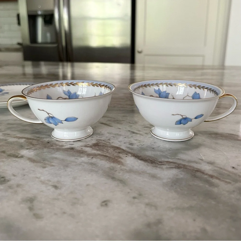 Rosenthal Selb Germany Winifred China White & Blue Floral Print Gold Rim Tea Cup